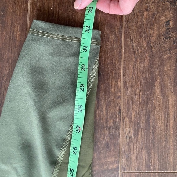Old Navy Green Elevate Leggings Size XS - Picture 5 of 9